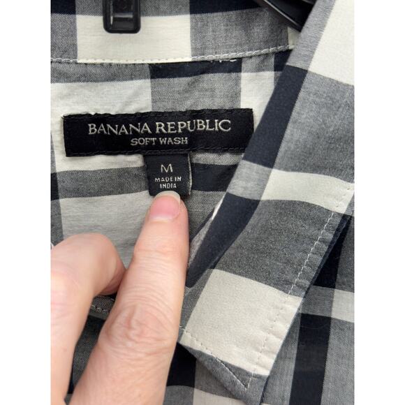 Banana Republic women’s M button up blouse - Picture 5 of 8